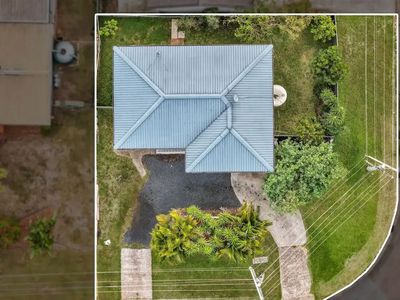 1 Millocker Ct, Bellbird Park