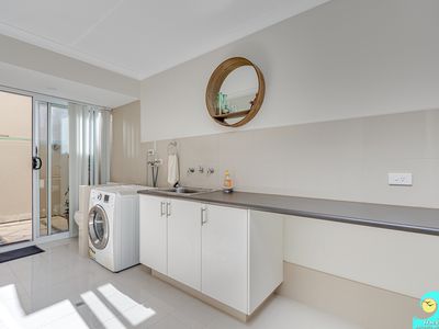 8 Knoll Rise, Yanchep