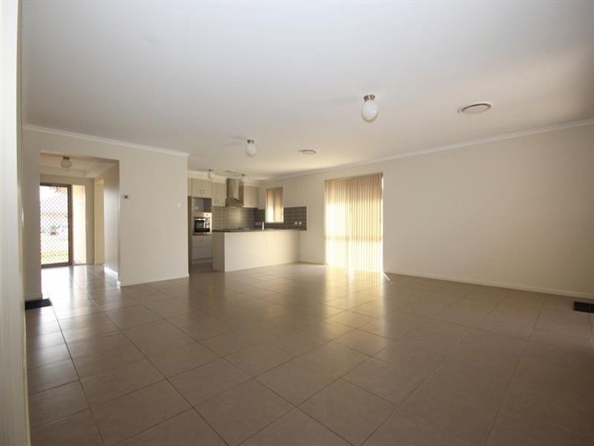 4 Pyramus Way, Tanilba Bay, Tanilba Bay - Thumbnail 4