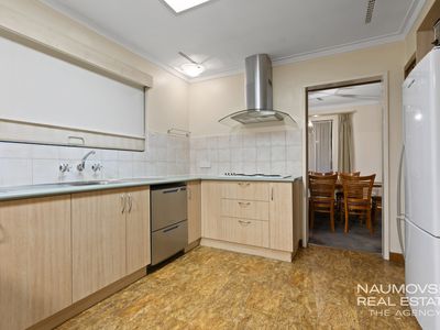 19 Glenwood Way, Balcatta
