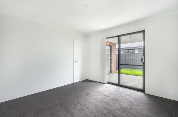 16 Tablelands Dr, Baldivis