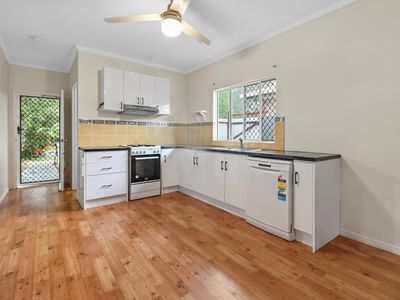 6 MOORE ROAD, Kewarra Beach