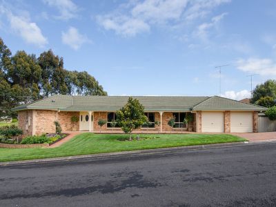 17 Glenmont Crescent, Mount Gambier