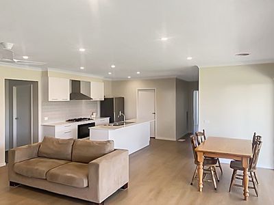 4 Goldstraw Esplanade, Warrnambool