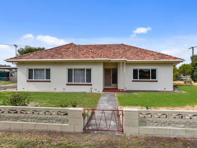 8 Main Street, Millicent