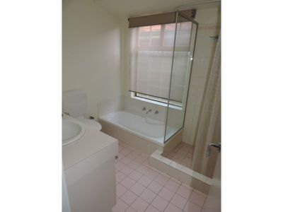 14 Edwards Entrance, Stratton