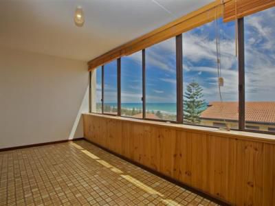 2/161 West Coast Highway, Scarborough