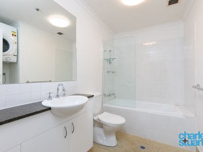 705 / 242 Elizabeth Street, Surry Hills