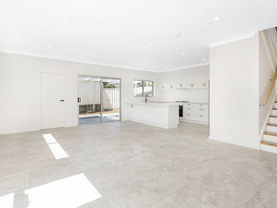 3 / 28 Lord Howe Avenue, Shell Cove