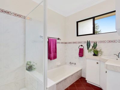 212 Panorama Drive, Rosemount