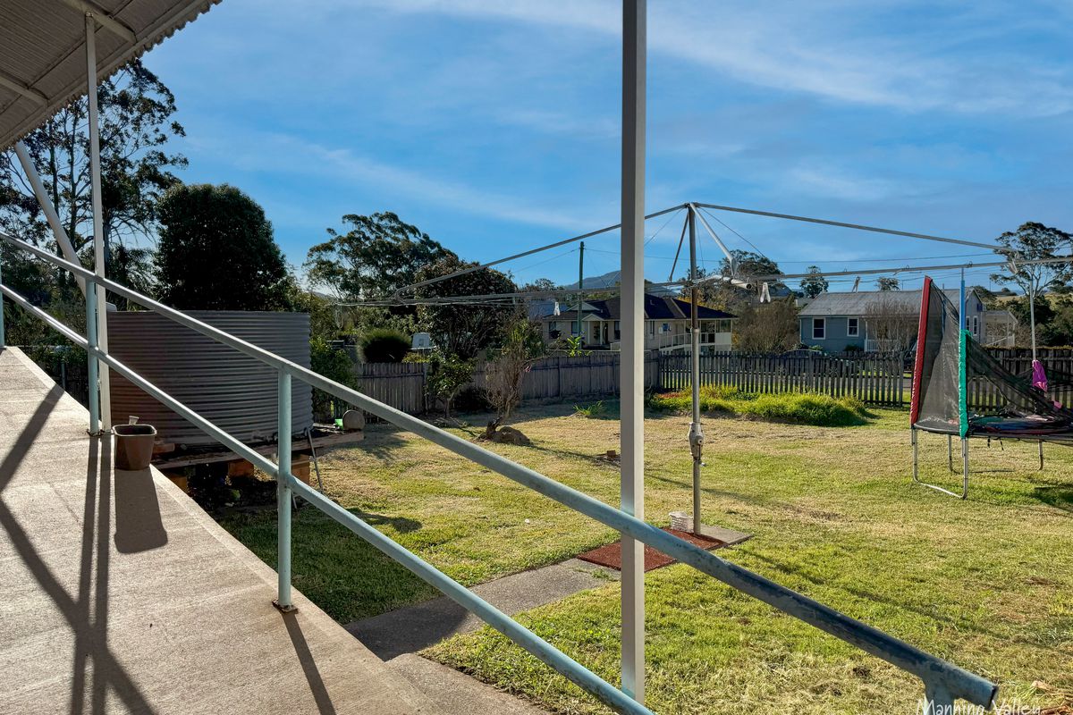 11 Keech St, Wingham