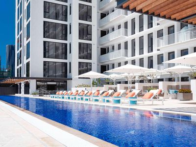 917 / 477 Boundary Street, Spring Hill