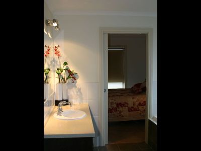 5 April Villa, Mount Gambier