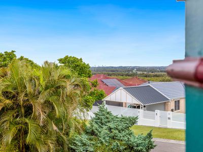 33 Winchcombe Avenue, Murrumba Downs