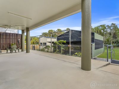 892 Scenic Highway, Kinka Beach