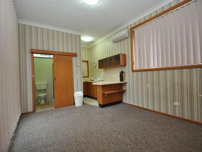 82 Taylor Street, Dubbo