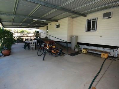 82 Gull street, Longreach