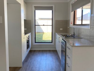 13B Turon Crescent, Dubbo