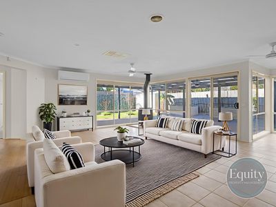 4 Delatite Way, Skye