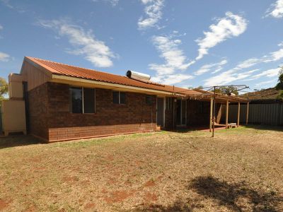 4 Yalberee Street, Newman