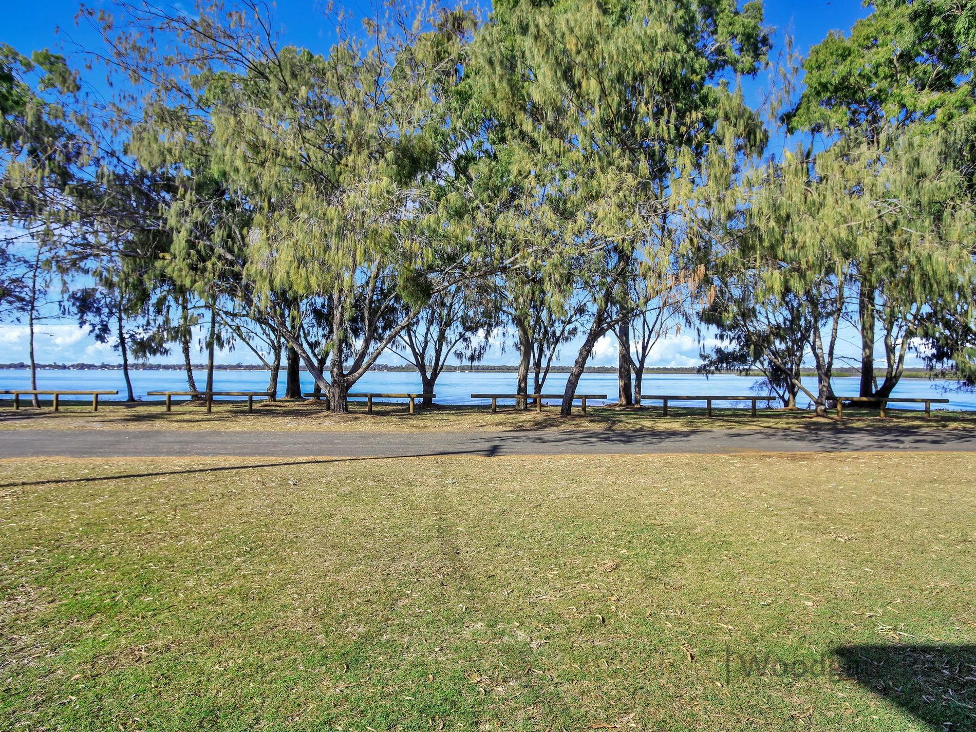 21 Esplanade Walkers Pt., Woodgate