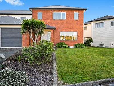 19 Gordon Davies Lane, Huntington