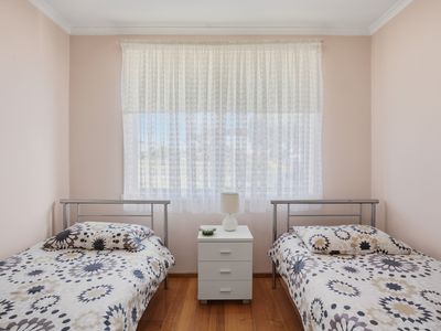 10 Archer Crescent, George Town