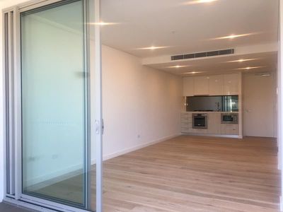 810 / 88 Anzac Parade, Kensington