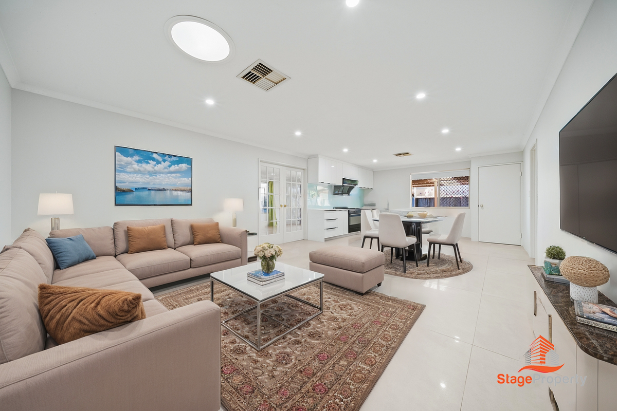 8 The Mews, Canning Vale