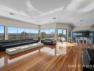 100 Moore Road, Sunbury