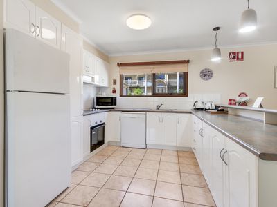 13 / 9 Mort Avenue, Dalmeny