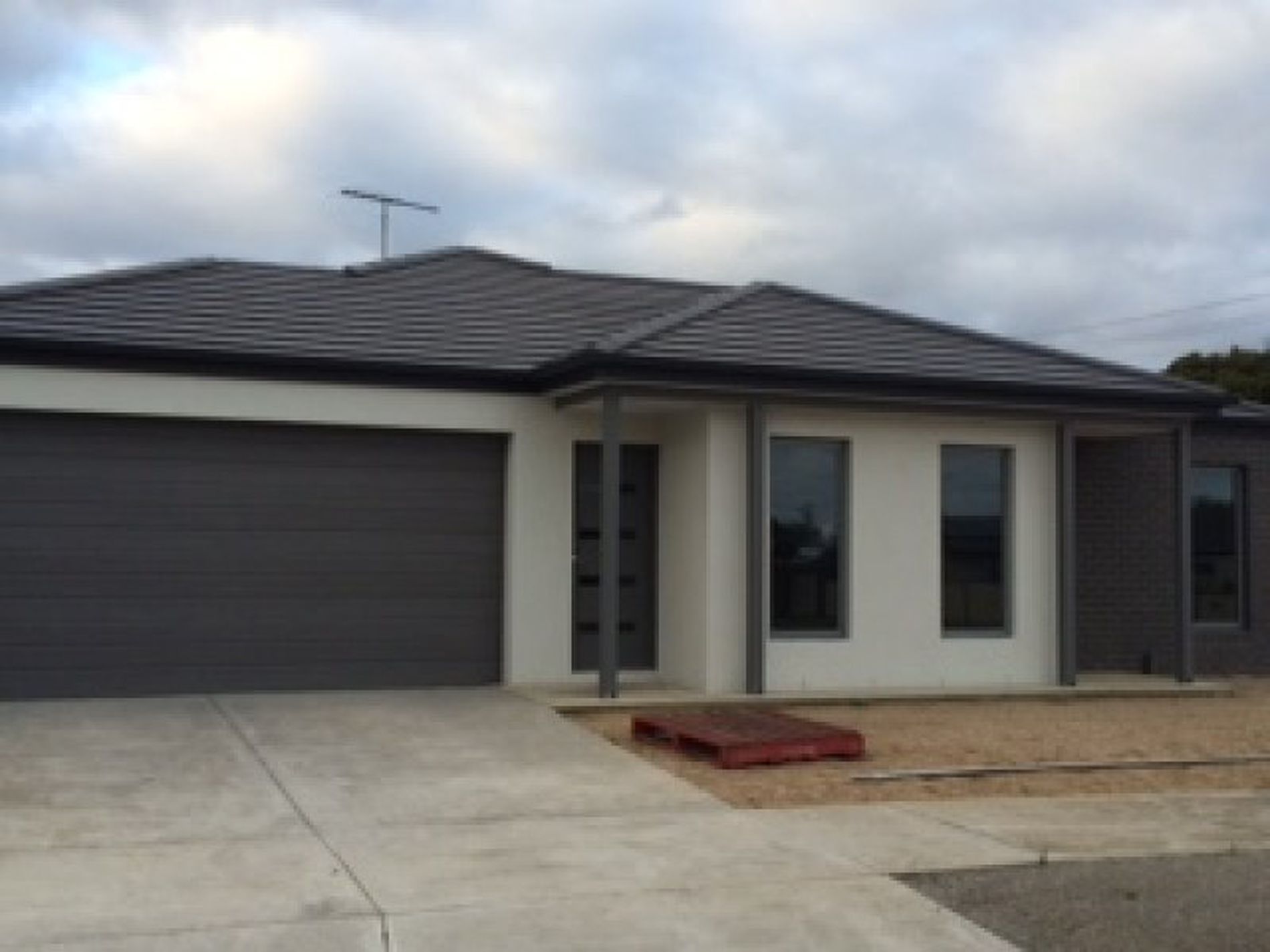 28 Pavo Street, Belmont