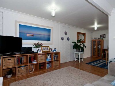 2 Creston Street, Raceview