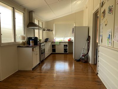 11 Allison Street, Dubbo