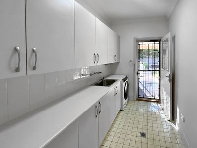 17A Johnson St, Forbes