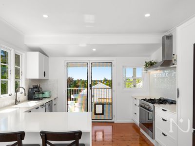 913 Samford Road, Keperra