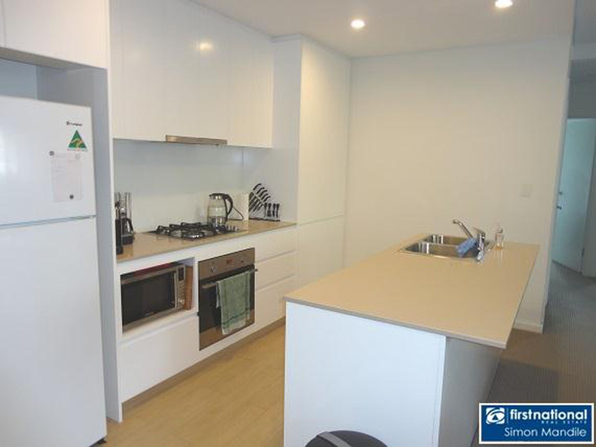 3 / 64-66 Flora Street, Kirrawee