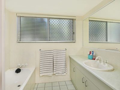 1S / 147 Lowanna Drive, Buddina