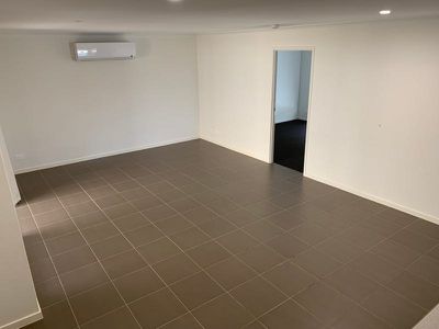 2 / 26 Summit St, Griffin