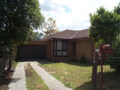 31 Oaktree Drive, Hampton Park