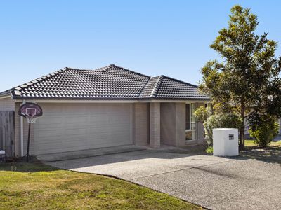 9 Nightshade Crescent, Pimpama