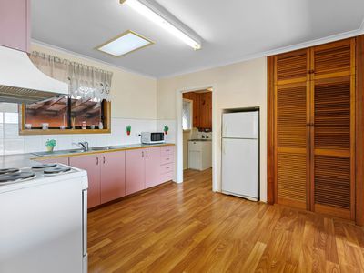 16 Lockett Street, Wynyard