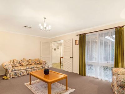 18 Calypso Court, Forest Hill