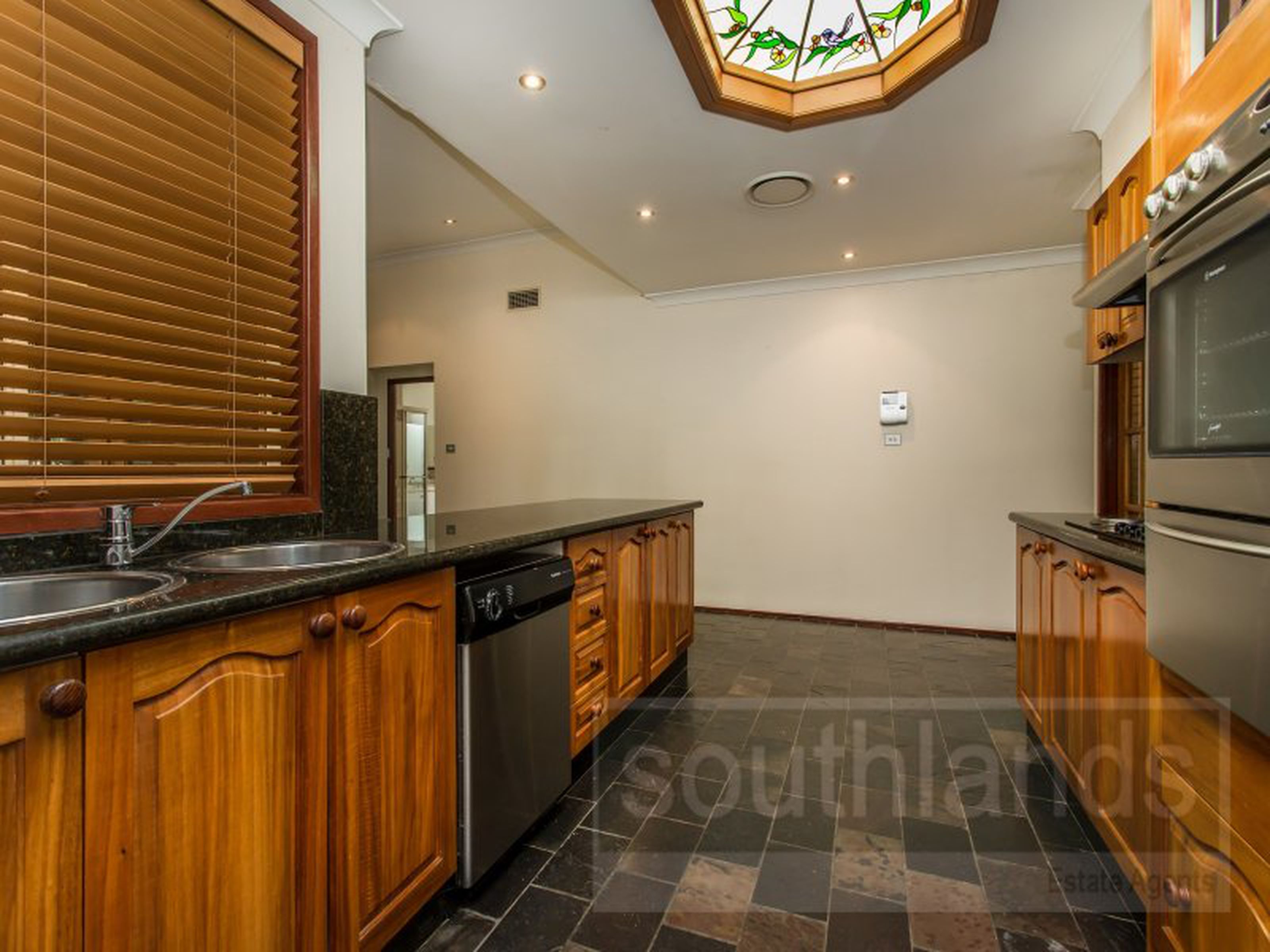 6 Marigold Close, GLENMORE PARK