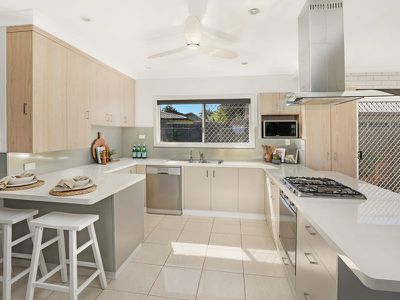 28 Oceanview Avenue, Mooloolaba