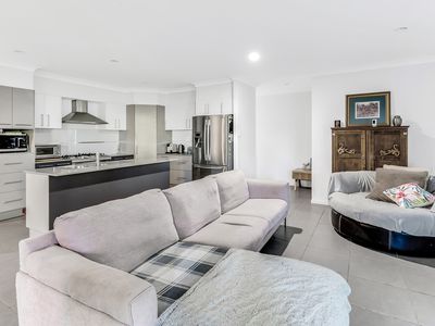 6 Thornton Court, Coomera