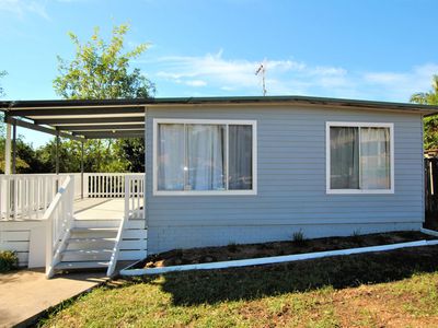 32 Pacific Road, Surf Beach