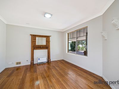 28 Haring Green, Atwell