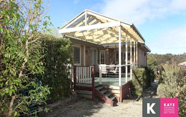 8 Grant Court, Beaconsfield Upper