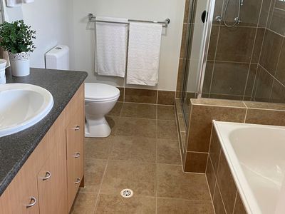 12 Cobblestone Place, Peregian Springs